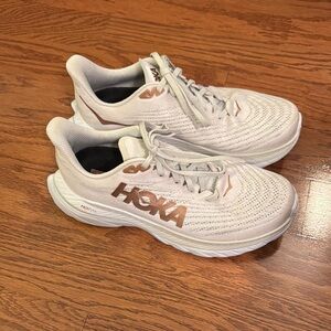 Women’s Hoka Mach 5 Athletic Shoes